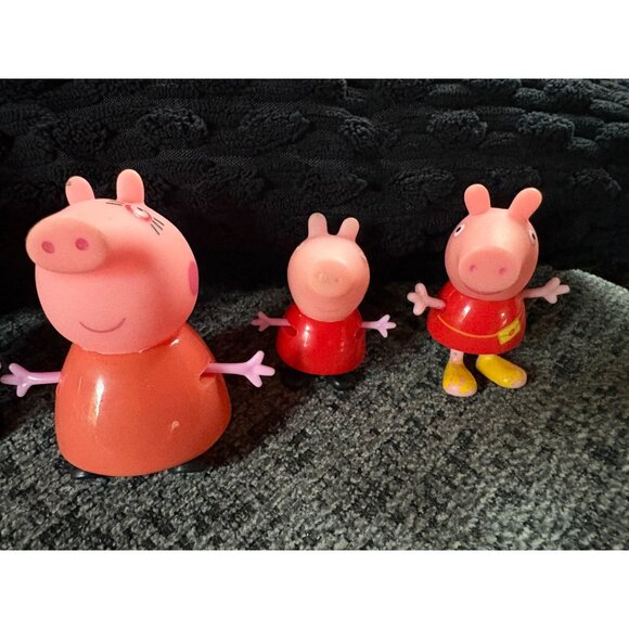Peppa Pig Family & Friends 6-Piece Figurine Set 2"-3" Plastic Toys Vibrant Color - Picture 6 of 7